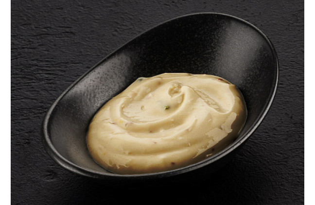 Соус "Фирменный" на 100 гр 372 ккал б 1, ж 40, у 2